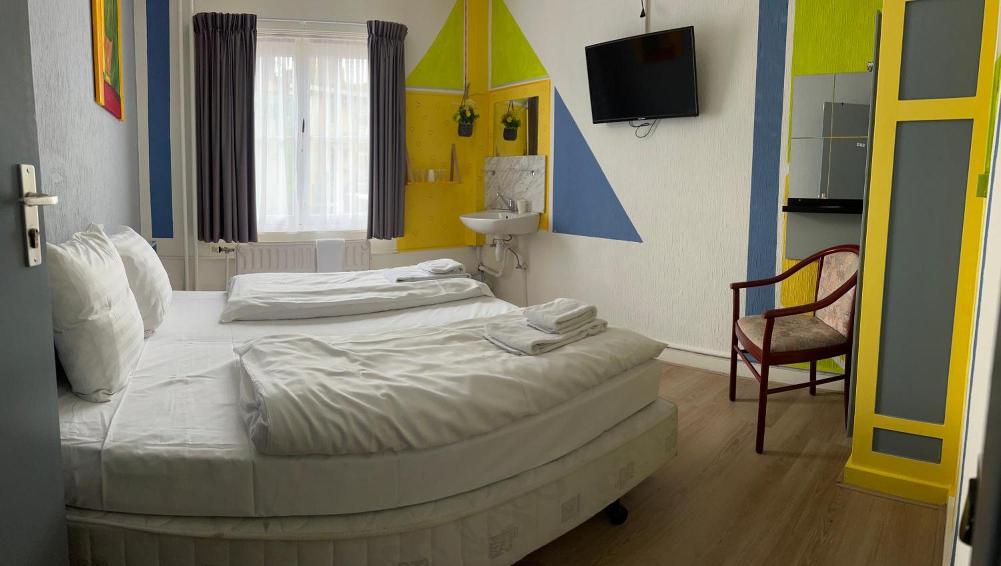 Gaudi Hotel